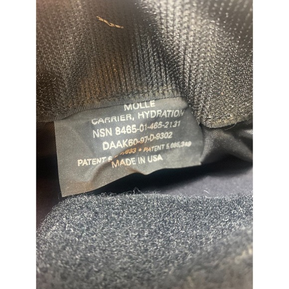 US Army Molle Old Gen Hydration Carrier Black & Tan - READ - Picture 3 of 9